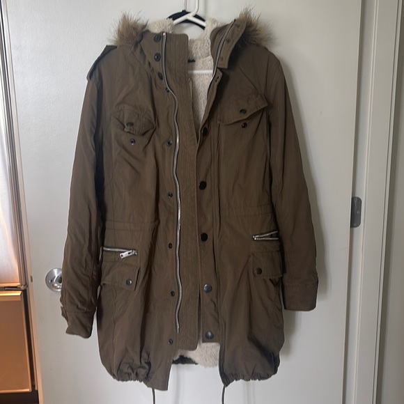 Sherpa Lined TNA Winter Jacket PARKA Army Green Size Small - Picture 1 of 11
